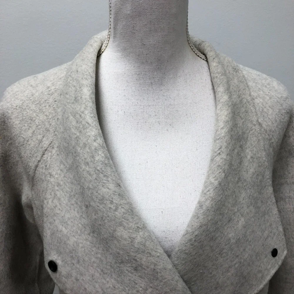 Vince Wool Coat Womens Small Gray Mid Length Outdoor Gorpcore Teacher Career‎